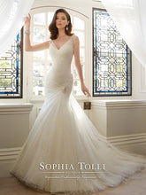 Load image into Gallery viewer, Sophia Tolli Y11640
