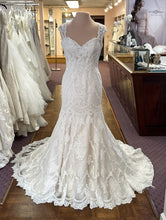 Load image into Gallery viewer, Casablanca 2195